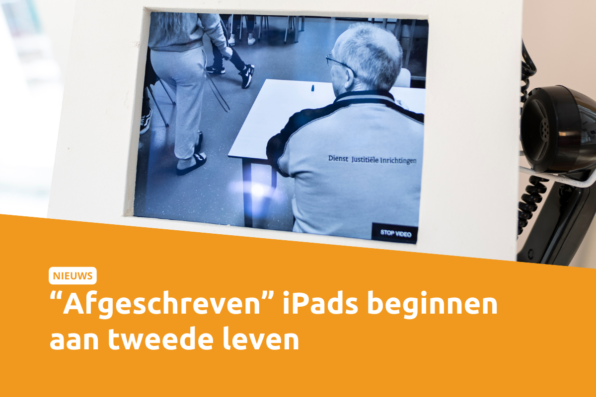 samsung reikt plaquettes uit aan mainport (3)